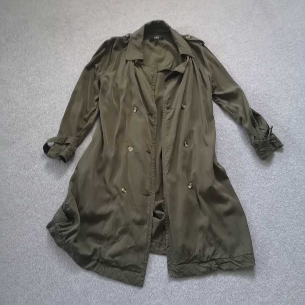 LINE lightweight trench coat